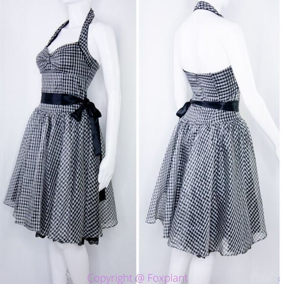 Vintage City Triangles black and white halter fit and flare dress, size 3 - Picture 4 of 16